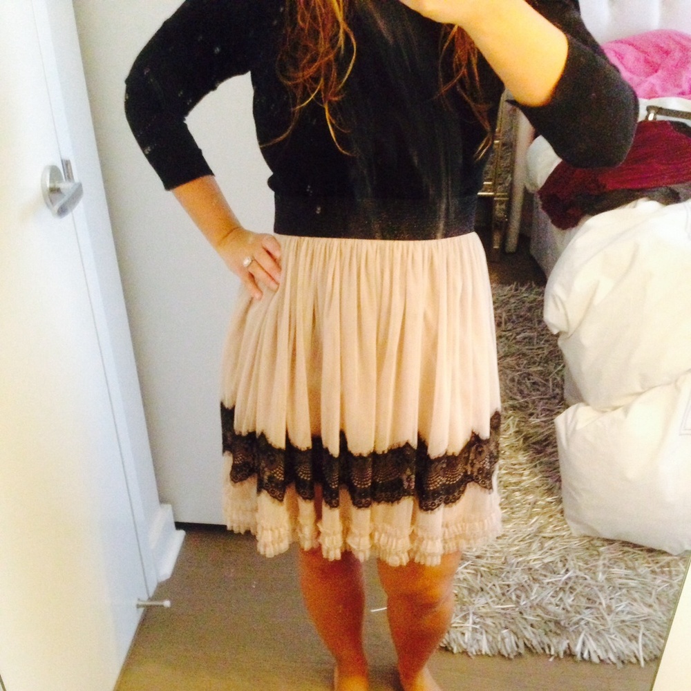 Forever 21 Tulle & Lace Skirt Small